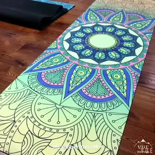 Tappetino yoga antiscivolo in pelle scamosciata vegana con stampa UV mandala personalizzata e logo